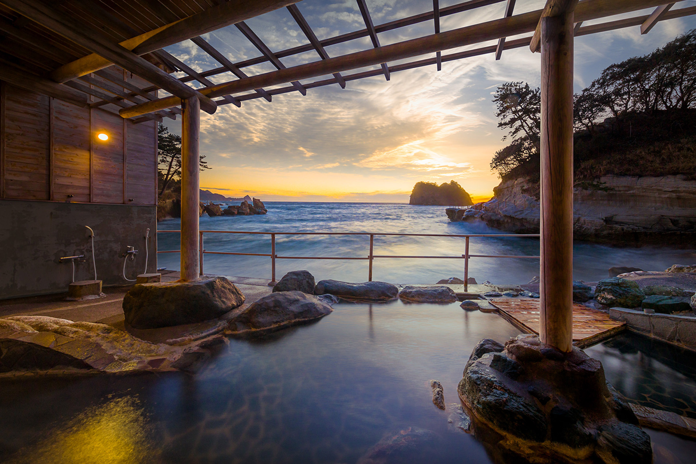 海辺のかくれ湯 清流